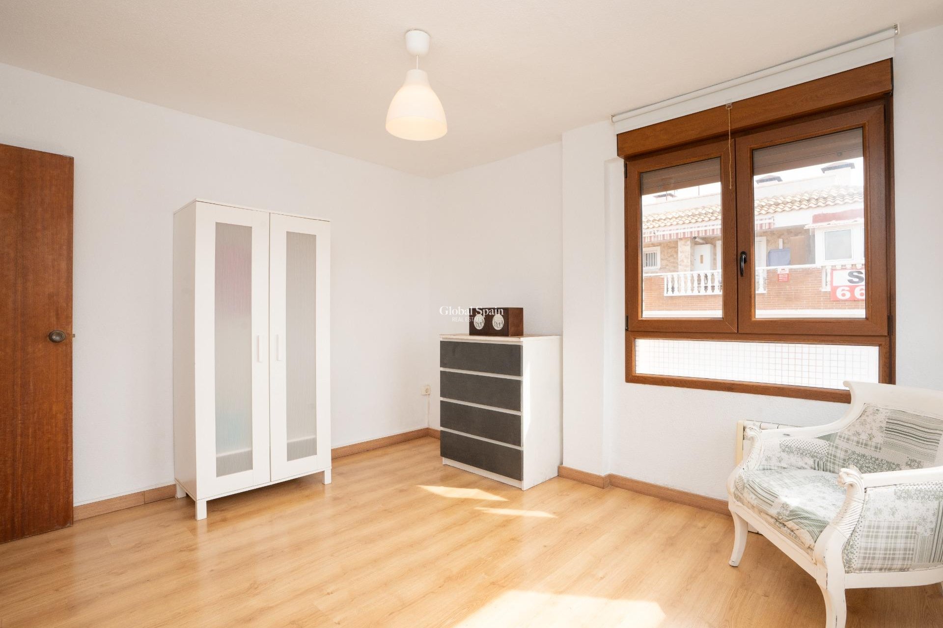 Wederverkoop - APPARTEMENT -
TORREVIEJA - El Acequión - Los Náufragos