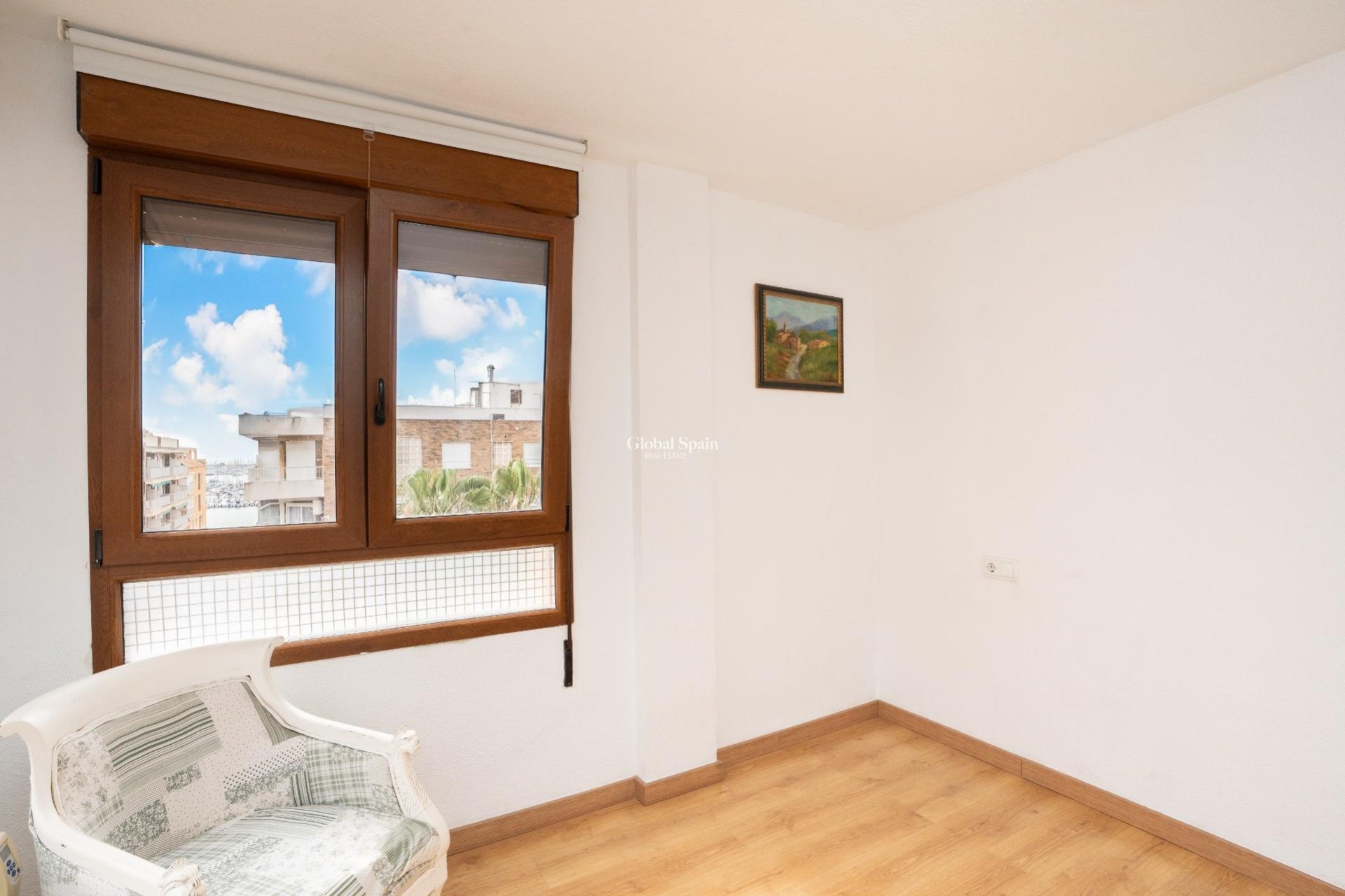 Wederverkoop - APPARTEMENT -
TORREVIEJA - El Acequión - Los Náufragos