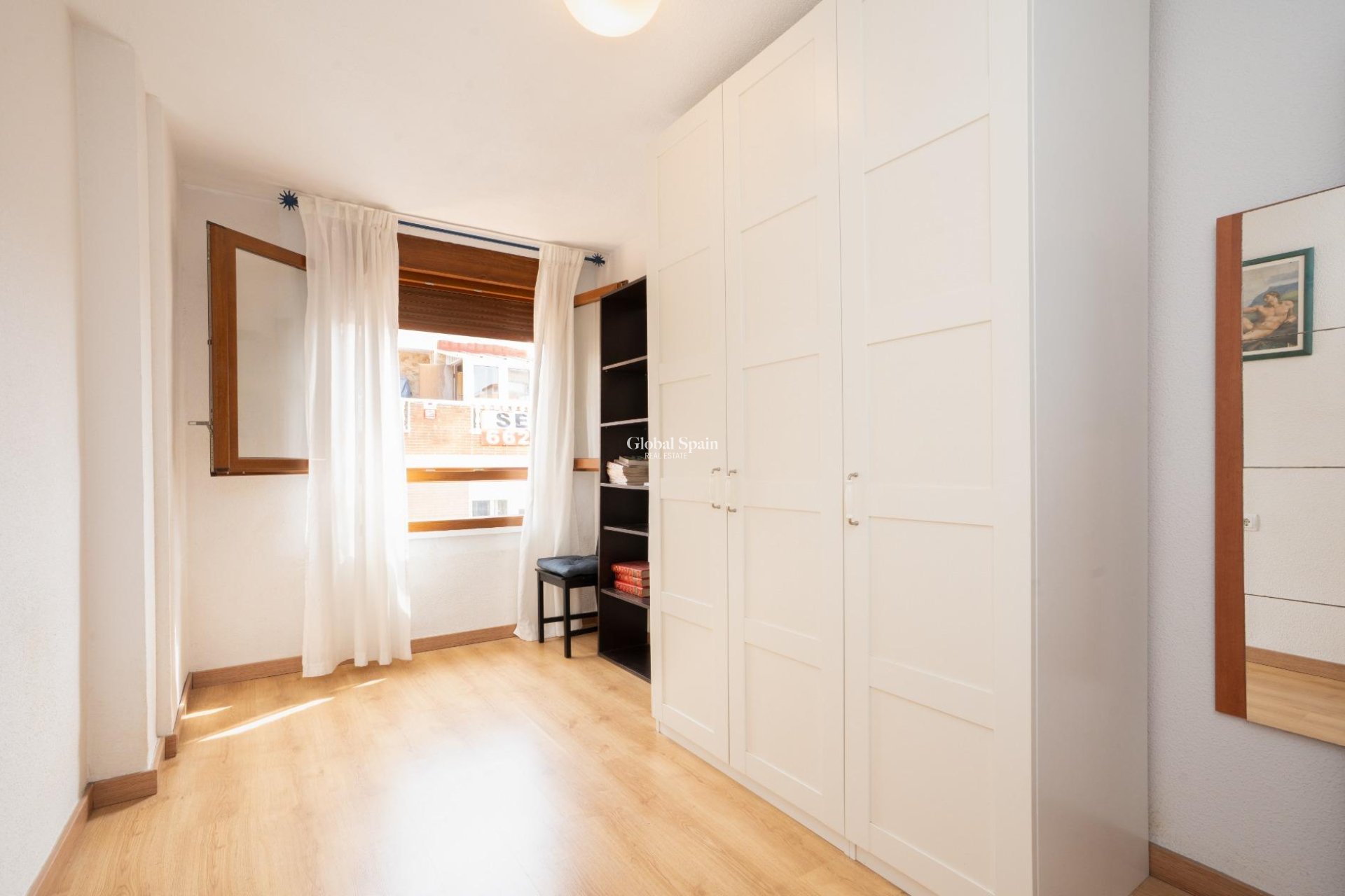 Wederverkoop - APPARTEMENT -
TORREVIEJA - El Acequión - Los Náufragos