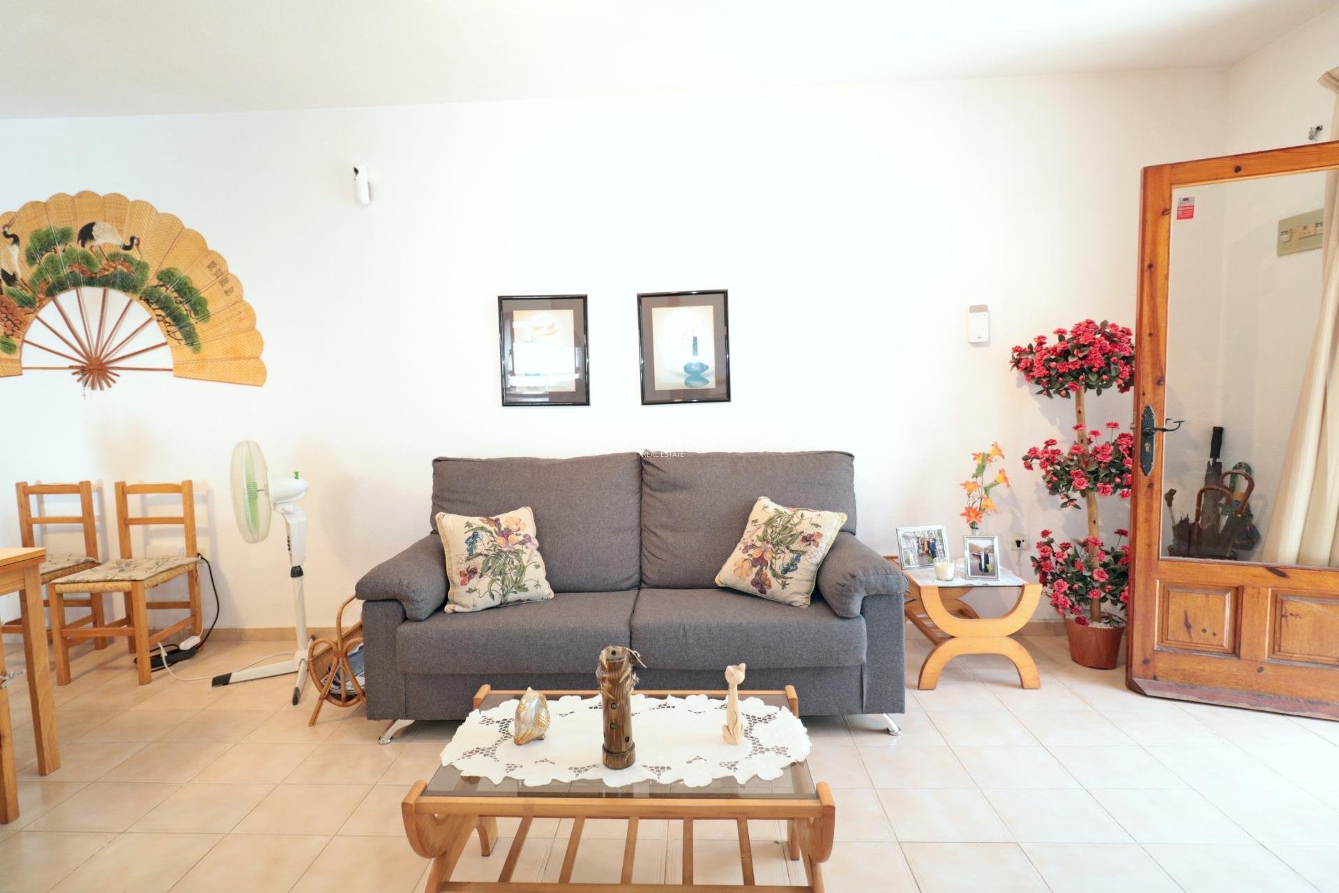 Wederverkoop - APPARTEMENT -
TORREVIEJA - El Acequión - Los Náufragos