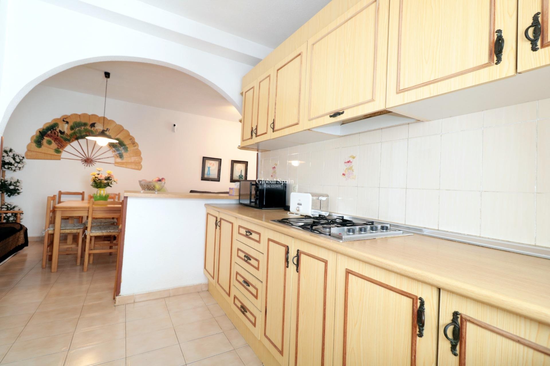 Wederverkoop - APPARTEMENT -
TORREVIEJA - El Acequión - Los Náufragos