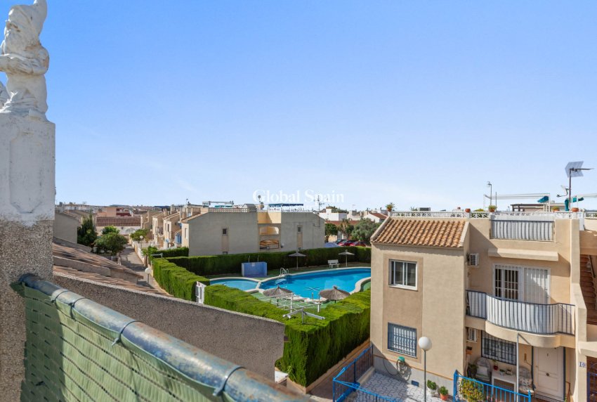 Wederverkoop - APPARTEMENT -
TORREVIEJA - El Chaparral