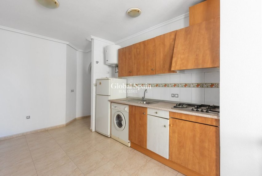 Wederverkoop - Appartement -
TORREVIEJA - El Molino