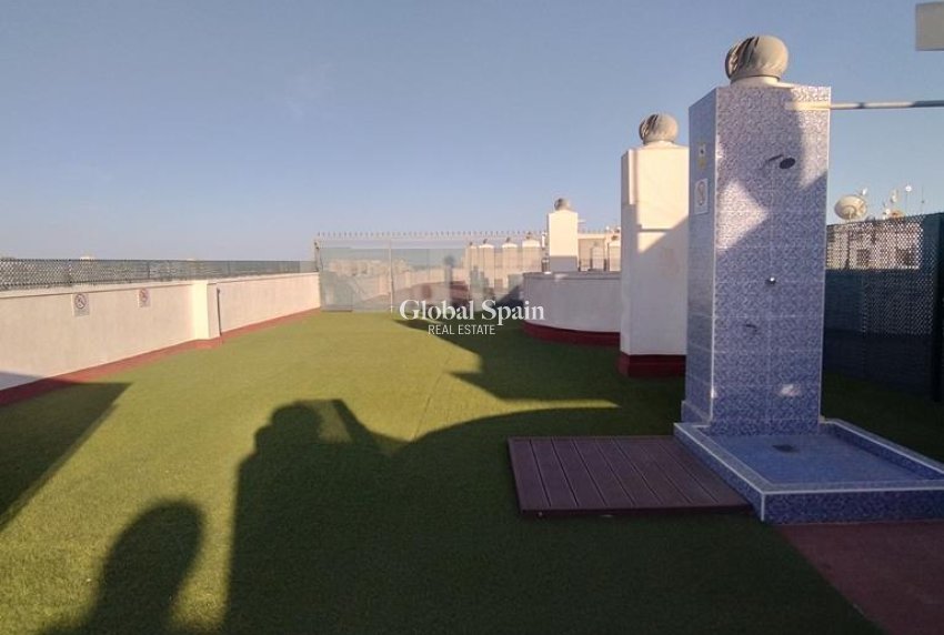 Wederverkoop - APPARTEMENT -
TORREVIEJA - El molino