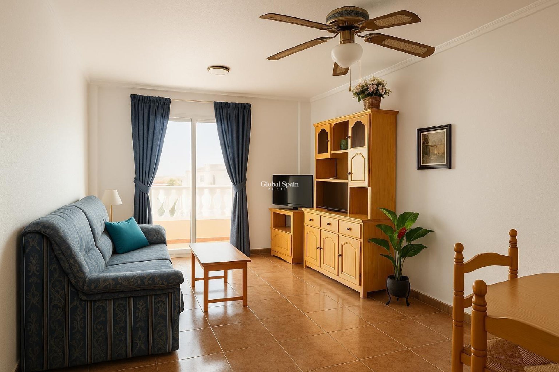 Wederverkoop - APPARTEMENT -
TORREVIEJA - El molino