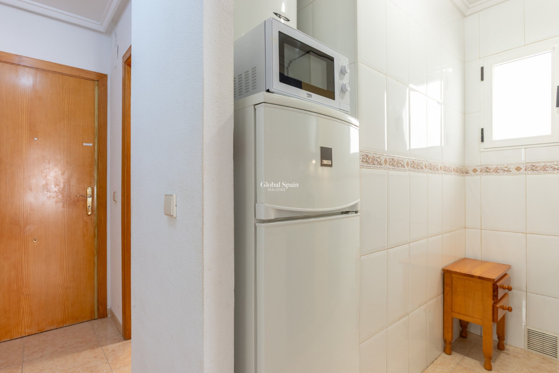 Wederverkoop - APPARTEMENT -
TORREVIEJA - El molino