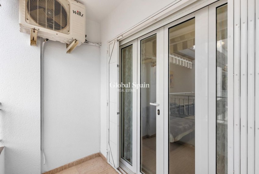 Wederverkoop - APPARTEMENT -
TORREVIEJA - El Molino