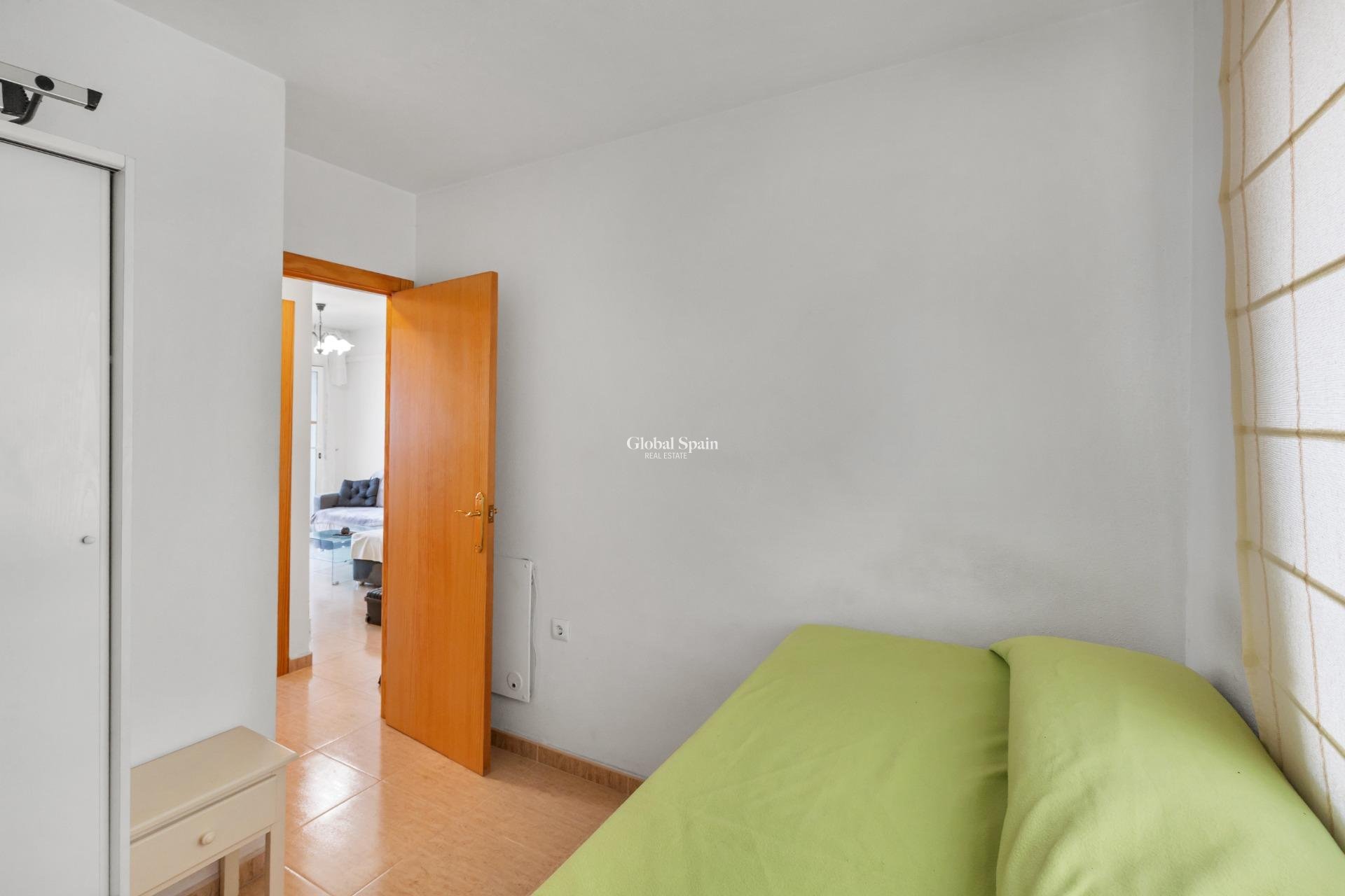 Wederverkoop - APPARTEMENT -
TORREVIEJA - El Molino