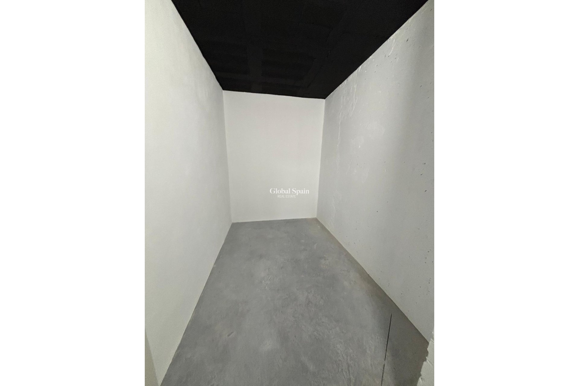 Wederverkoop - APPARTEMENT -
TORREVIEJA - Estacion de autobuses