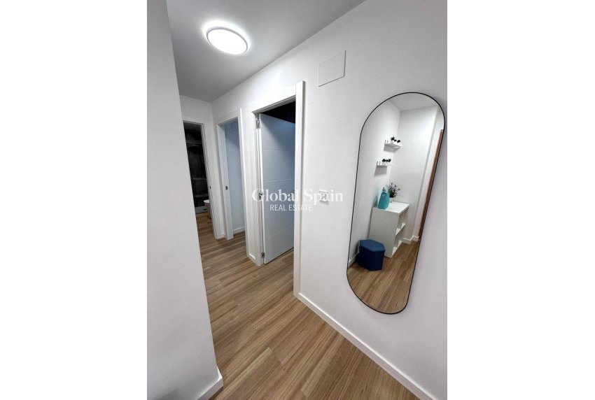 Wederverkoop - APPARTEMENT -
TORREVIEJA - Estacion de autobuses