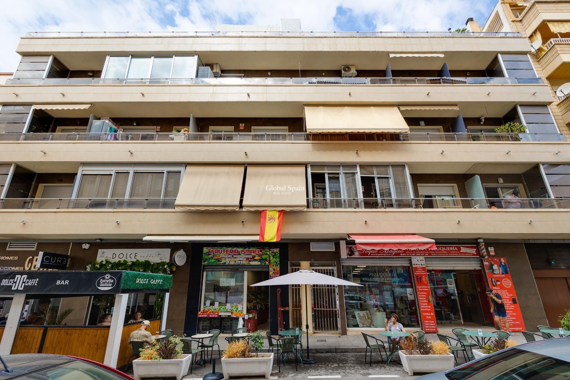 Wederverkoop - APPARTEMENT -
TORREVIEJA - Estacion de autobuses