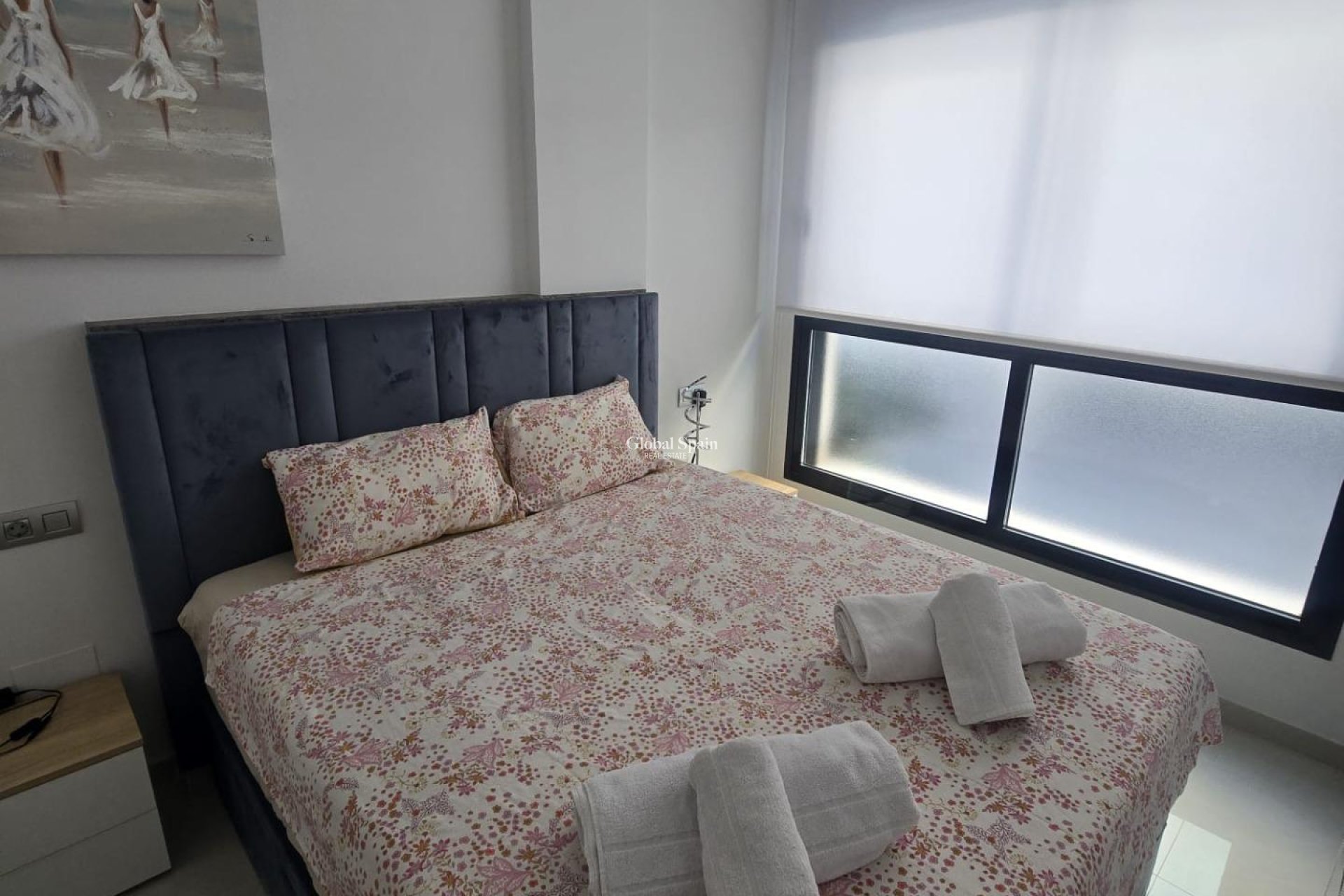 Wederverkoop - APPARTEMENT -
TORREVIEJA - Estacion de autobuses