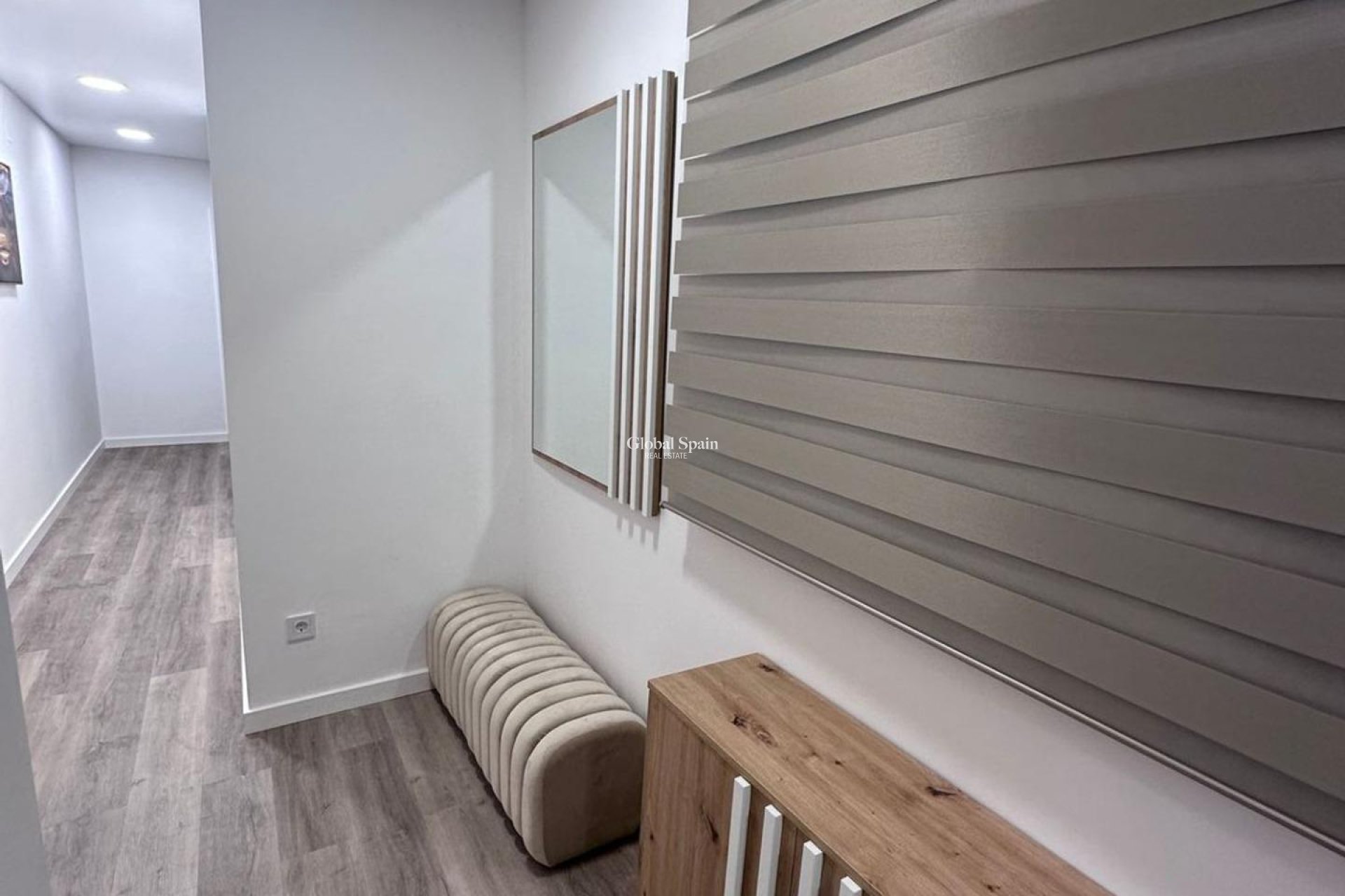 Wederverkoop - APPARTEMENT -
TORREVIEJA - Estacion de autobuses