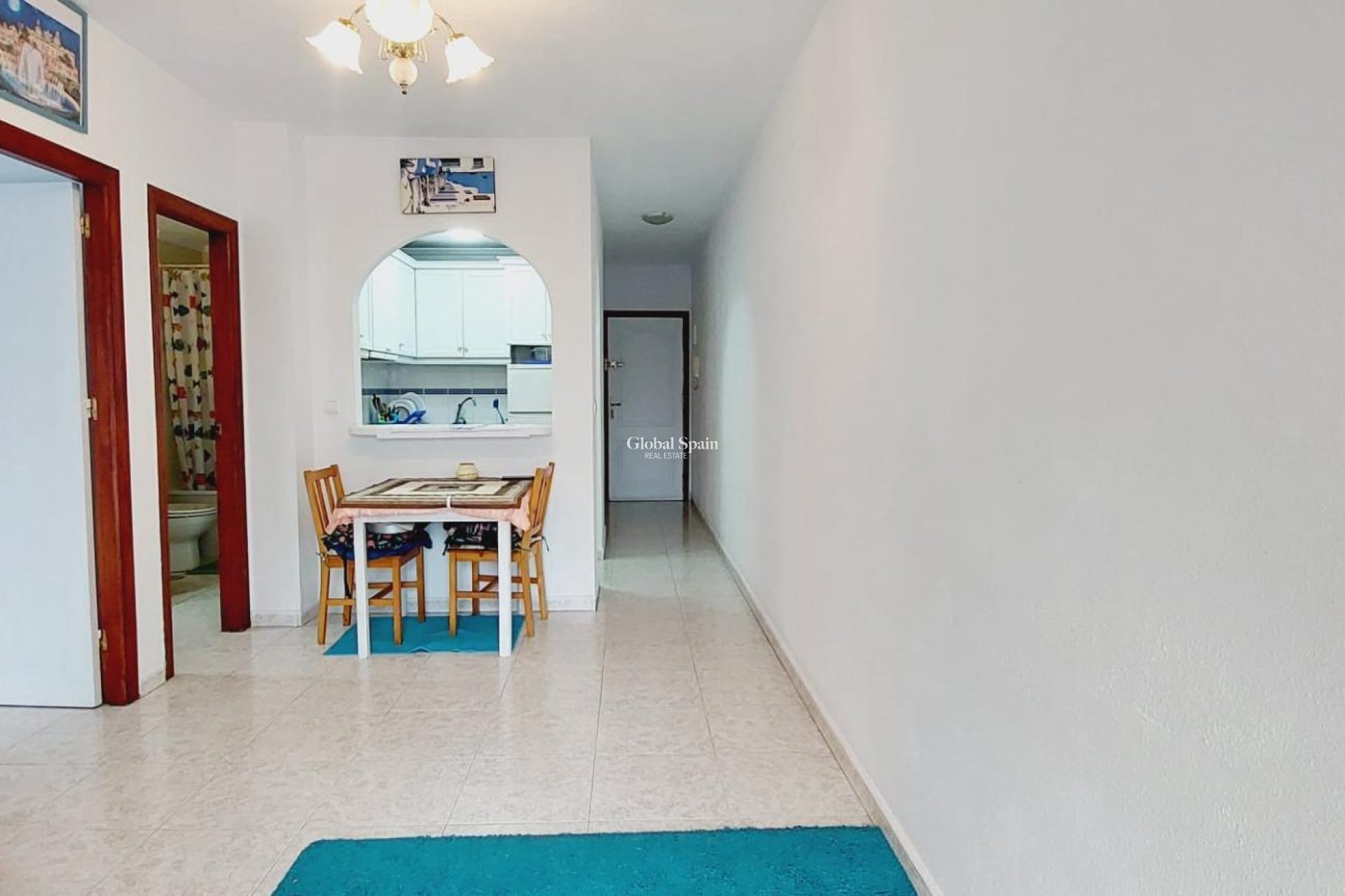 Wederverkoop - APPARTEMENT -
TORREVIEJA - Estacion de autobuses