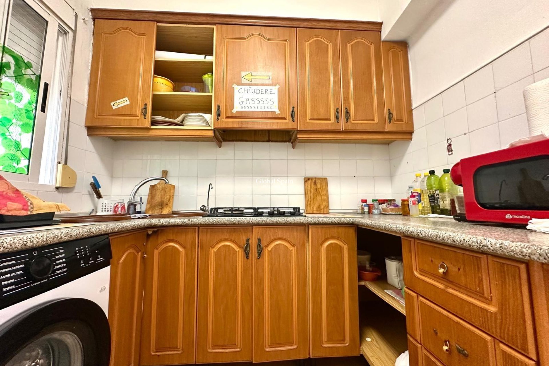 Wederverkoop - APPARTEMENT -
TORREVIEJA - Estacion de autobuses