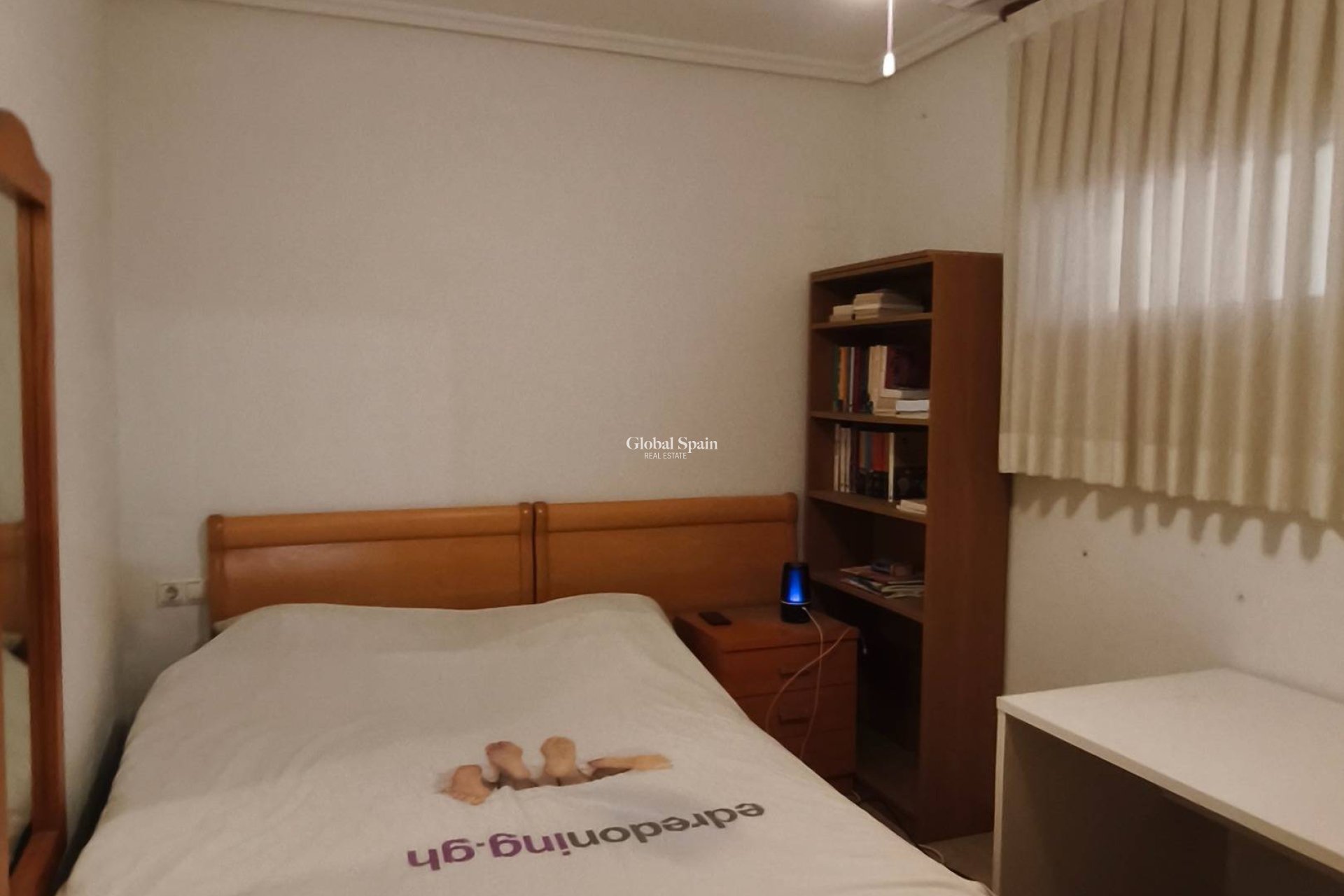Wederverkoop - APPARTEMENT -
TORREVIEJA - Estacion de autobuses