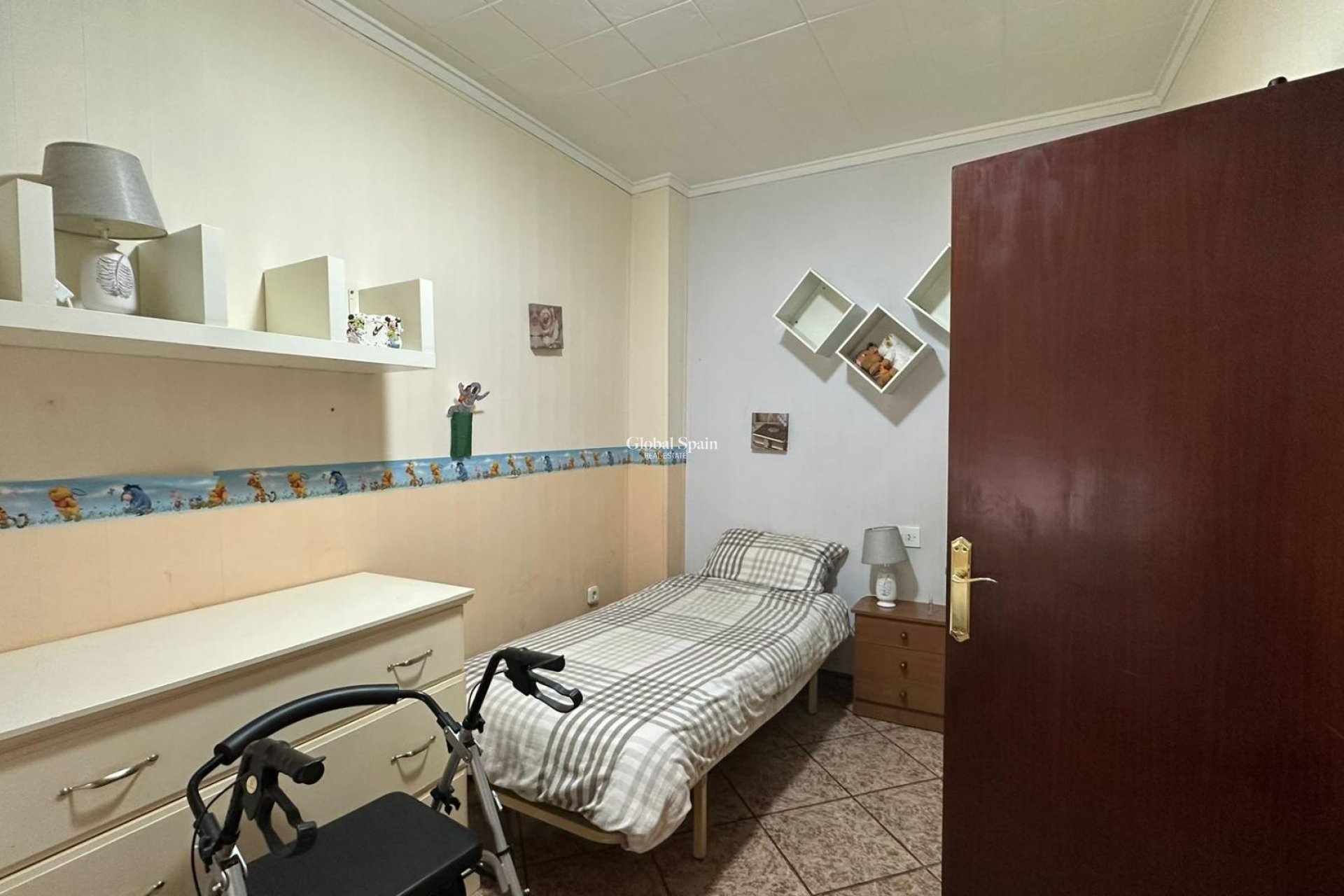 Wederverkoop - APPARTEMENT -
TORREVIEJA - Estacion de autobuses