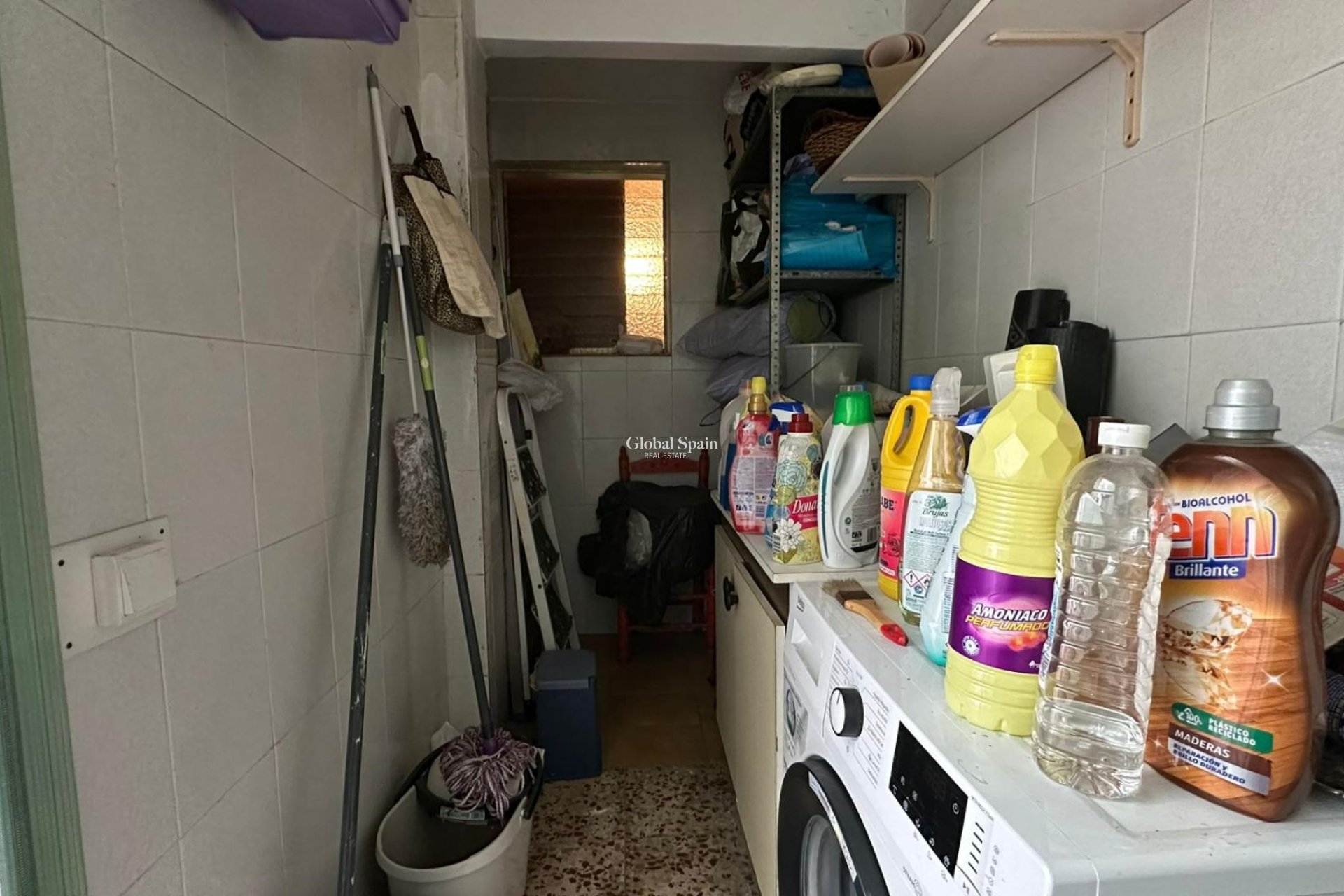 Wederverkoop - APPARTEMENT -
TORREVIEJA - Estacion de autobuses