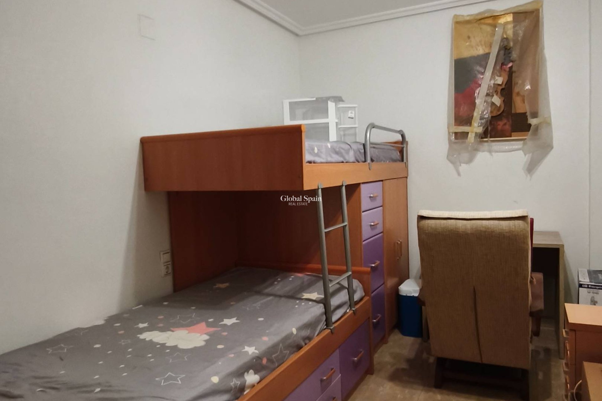 Wederverkoop - APPARTEMENT -
TORREVIEJA - Estacion de autobuses