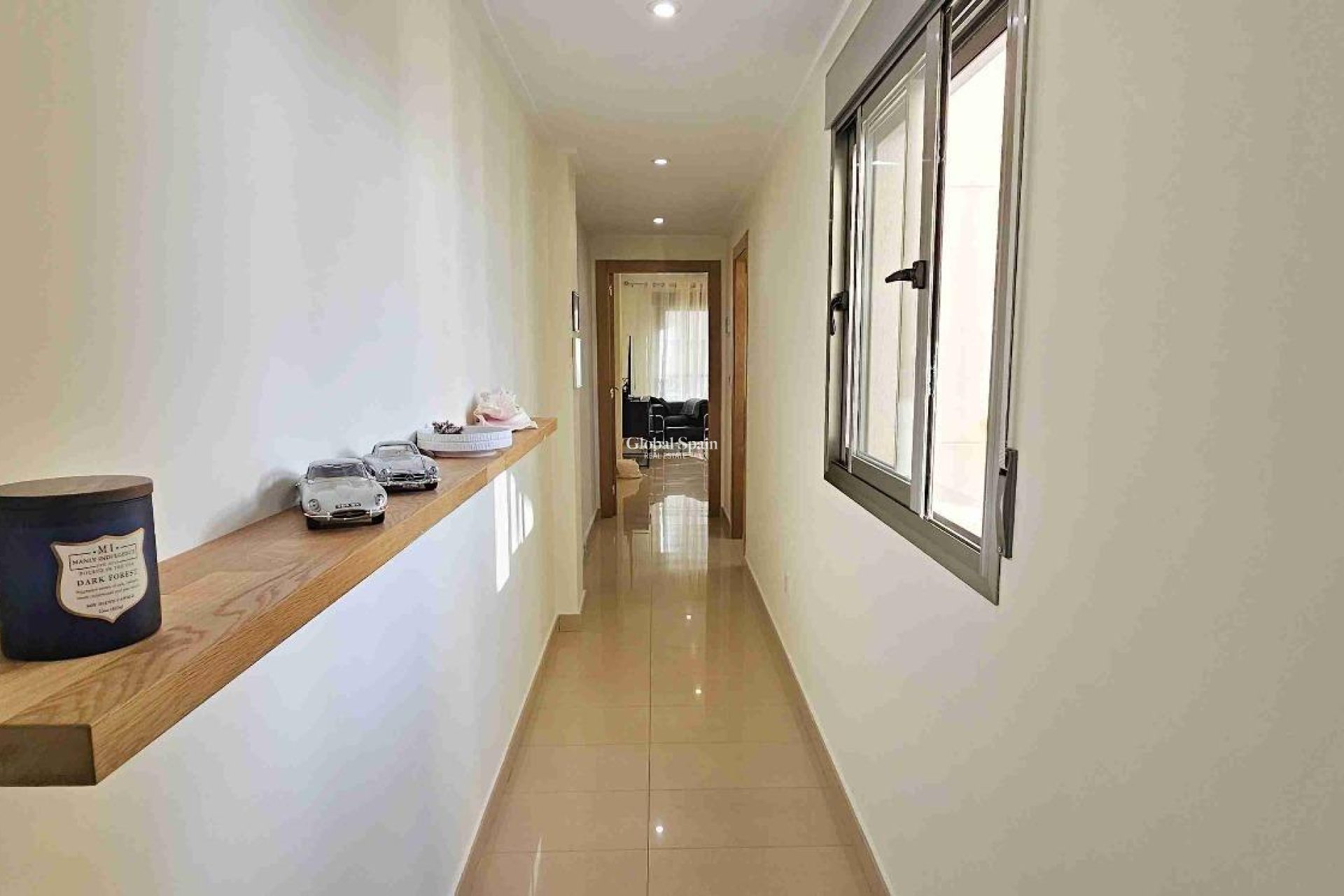 Wederverkoop - APPARTEMENT -
TORREVIEJA - Estacion de autobuses