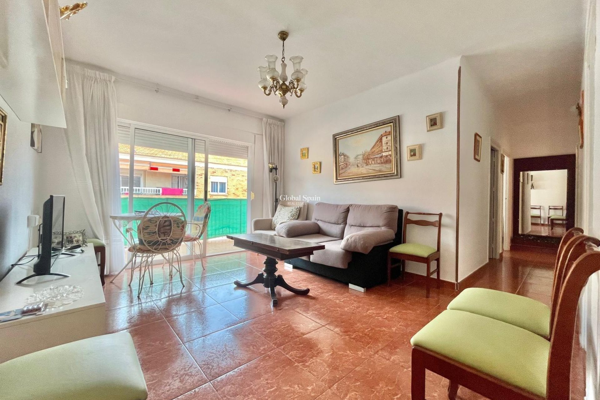Wederverkoop - APPARTEMENT -
TORREVIEJA - Estacion de autobuses