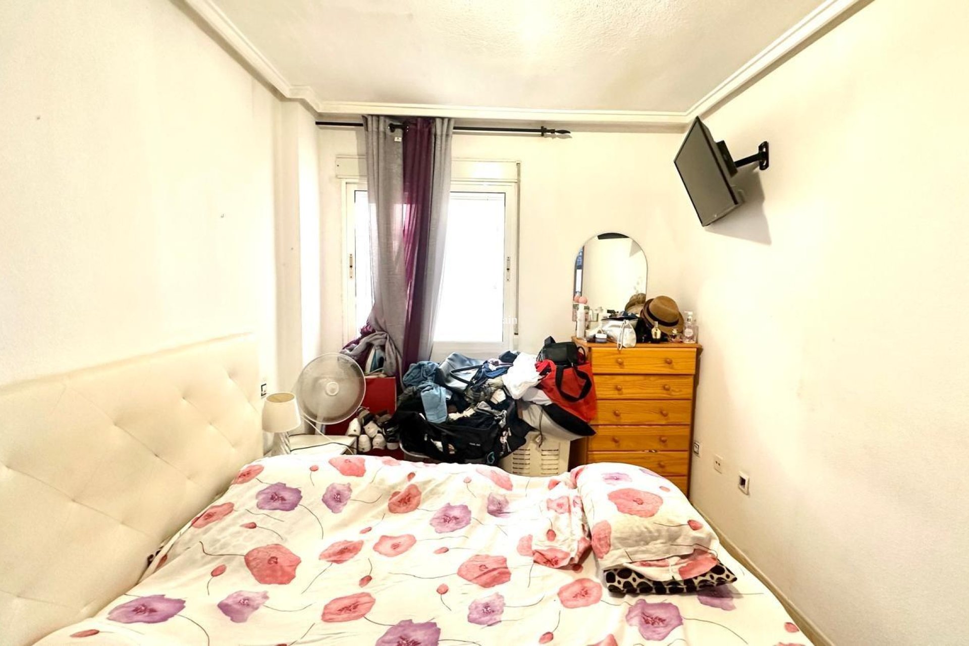 Wederverkoop - APPARTEMENT -
TORREVIEJA - Estacion de autobuses