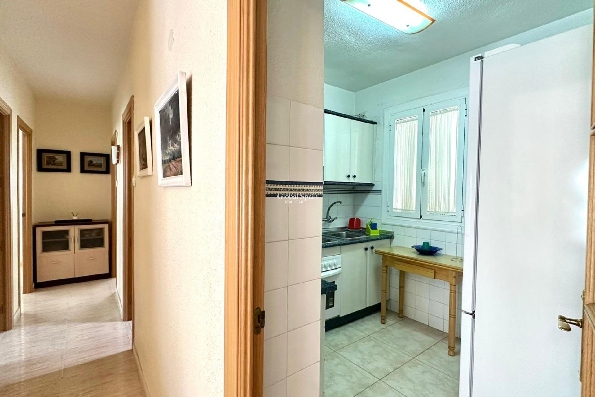 Wederverkoop - APPARTEMENT -
TORREVIEJA - Estacion de autobuses