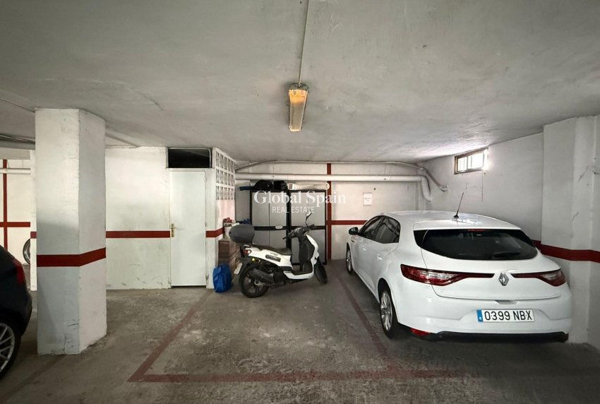 Wederverkoop - APPARTEMENT -
TORREVIEJA - Estacion de autobuses