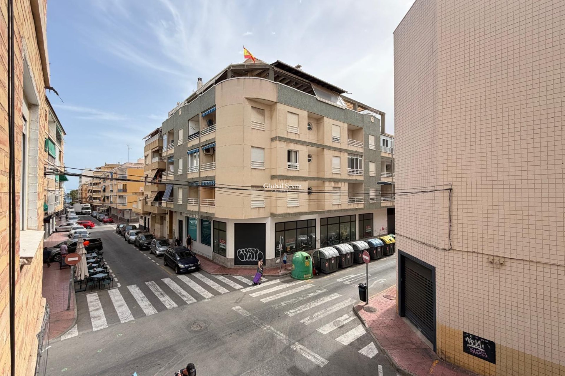 Wederverkoop - APPARTEMENT -
TORREVIEJA - Estacion de autobuses
