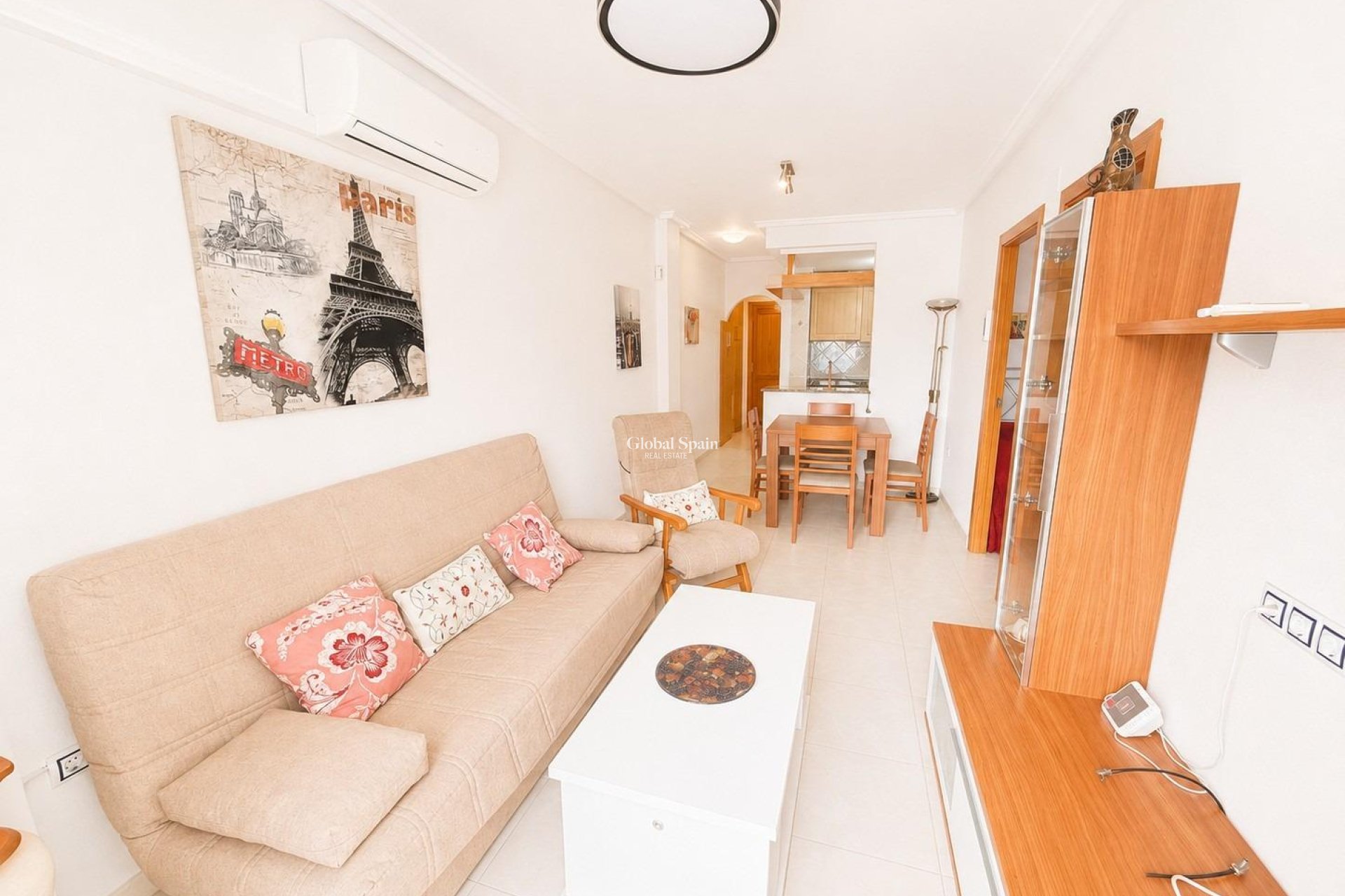 Wederverkoop - APPARTEMENT -
TORREVIEJA - Estacion de autobuses
