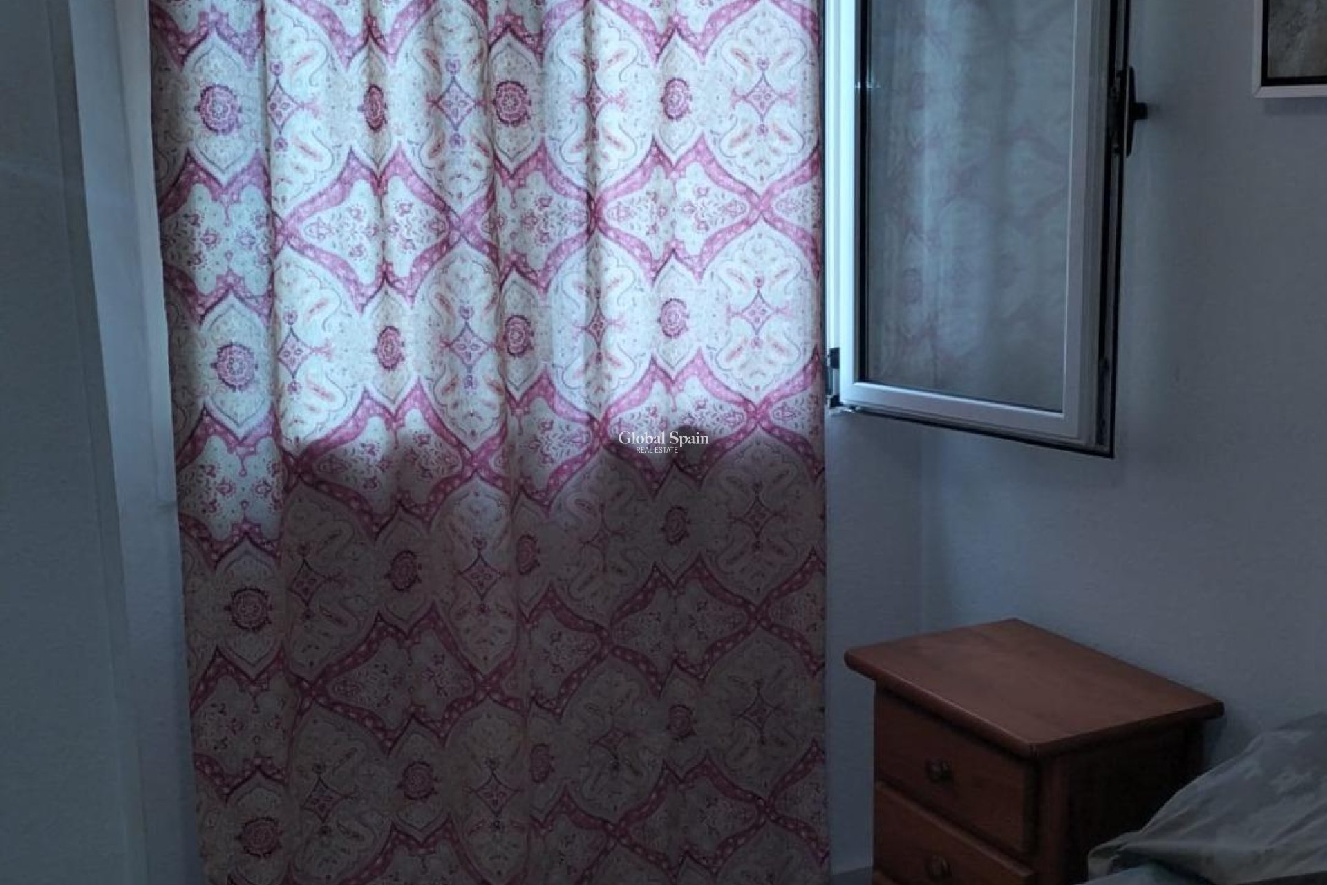 Wederverkoop - APPARTEMENT -
TORREVIEJA - Gaspar Perrelló