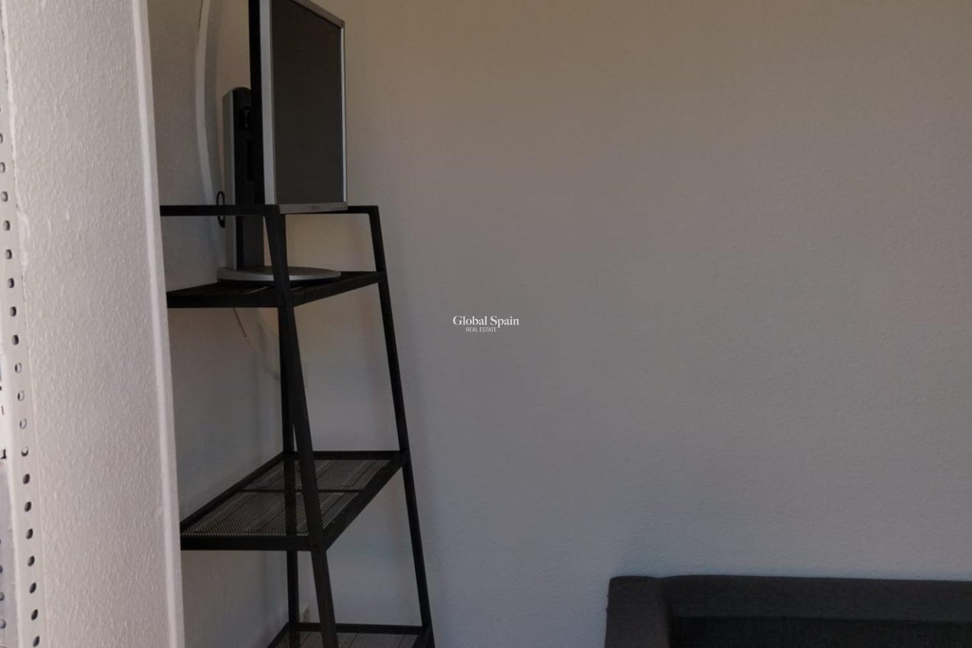 Wederverkoop - APPARTEMENT -
TORREVIEJA - Gaspar Perrelló