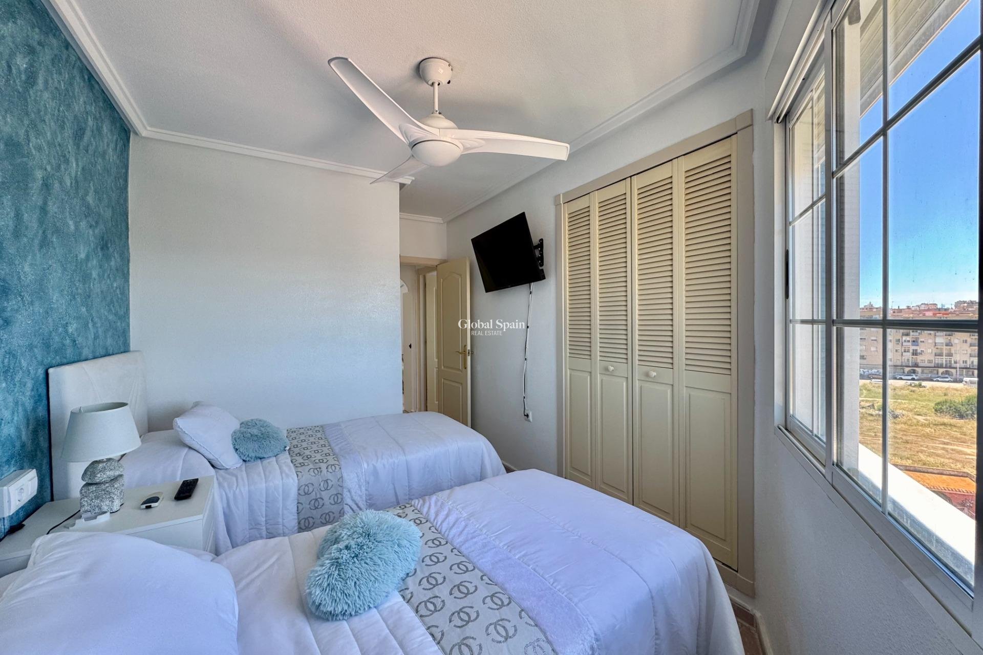 Wederverkoop - APPARTEMENT -
TORREVIEJA - Gaspar Perrelló