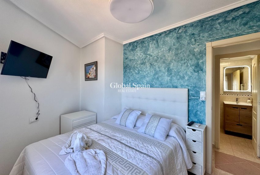 Wederverkoop - APPARTEMENT -
TORREVIEJA - Gaspar Perrelló