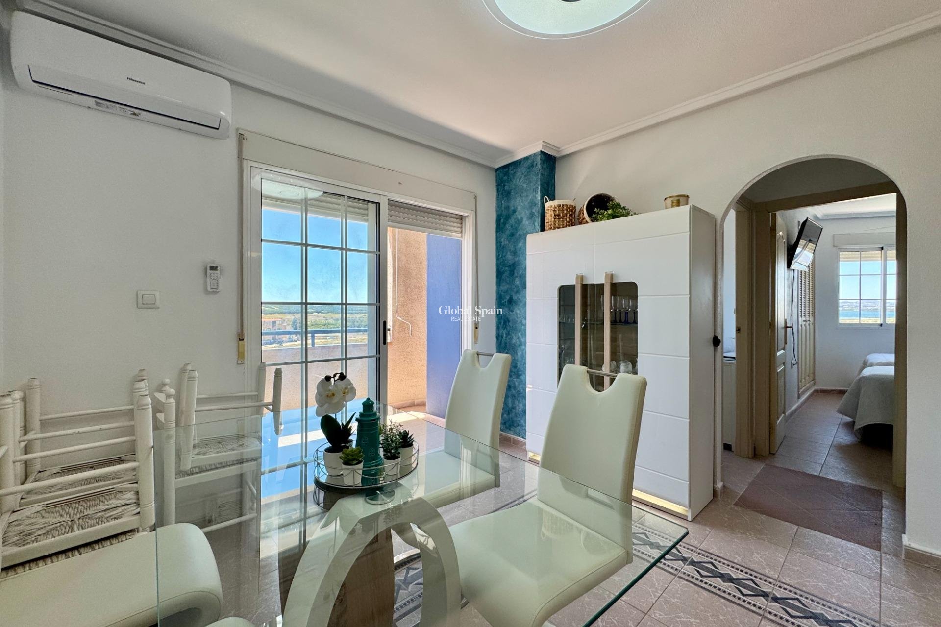 Wederverkoop - APPARTEMENT -
TORREVIEJA - Gaspar Perrelló