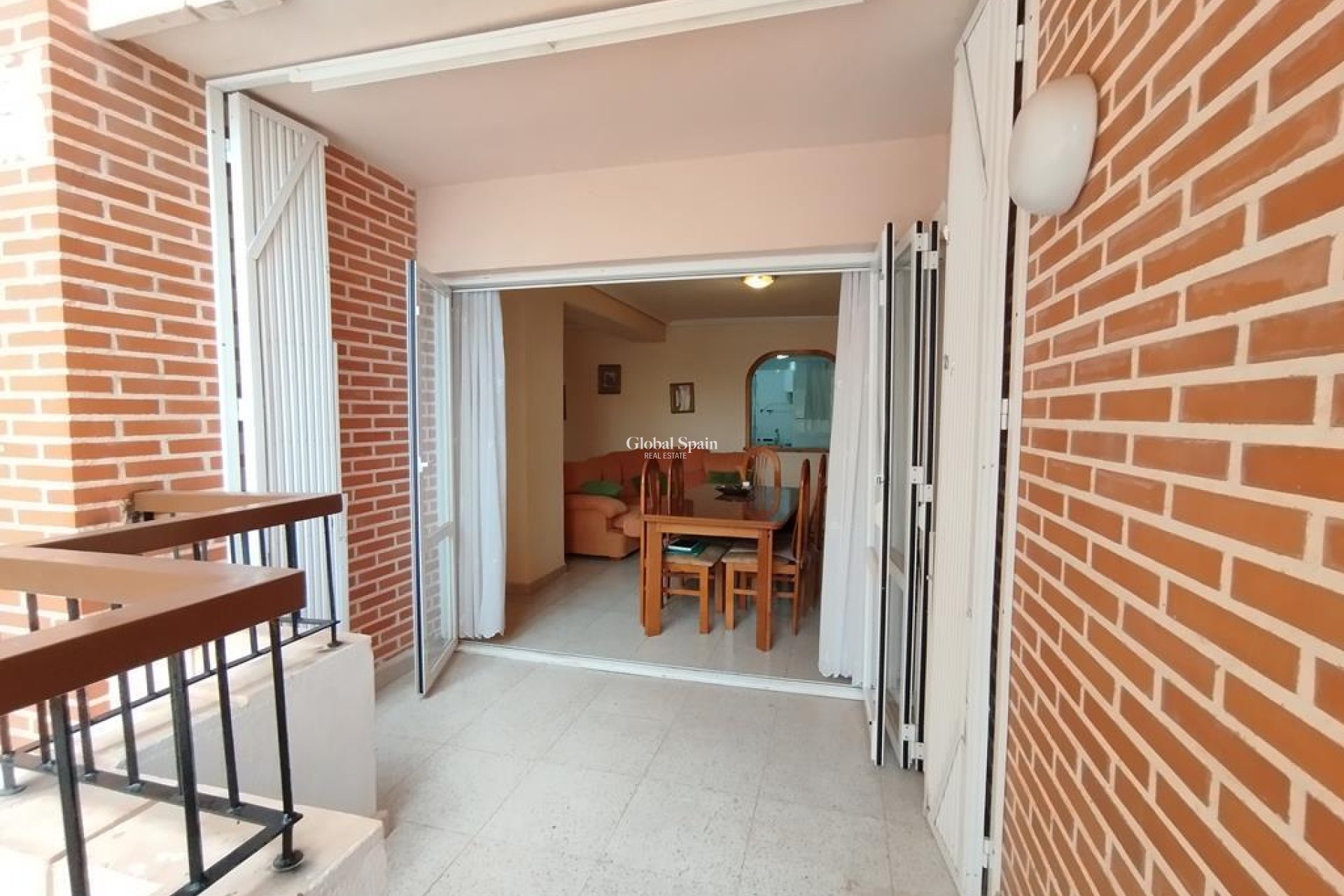 Wederverkoop - APPARTEMENT -
TORREVIEJA - HABANERAS PLAZA SANTA MARIA
