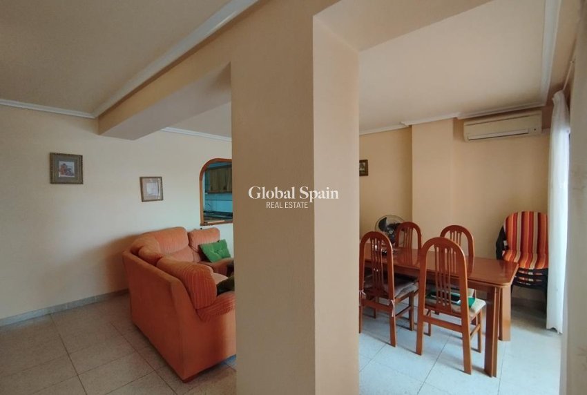 Wederverkoop - APPARTEMENT -
TORREVIEJA - HABANERAS PLAZA SANTA MARIA