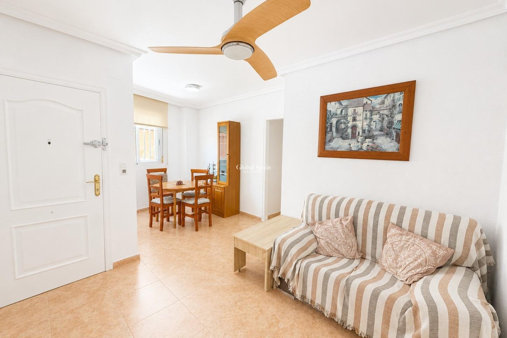 Wederverkoop - APPARTEMENT -
TORREVIEJA - Habaneras
