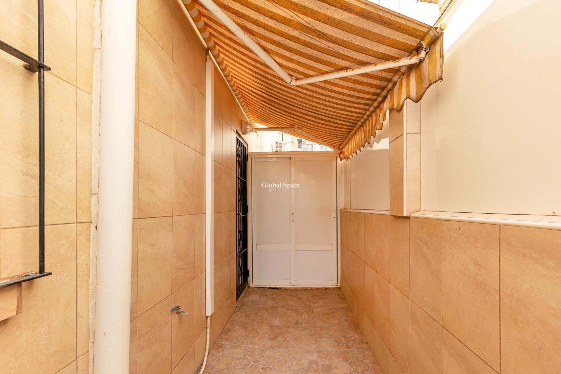 Wederverkoop - Appartement -
TORREVIEJA - La Mata pueblo