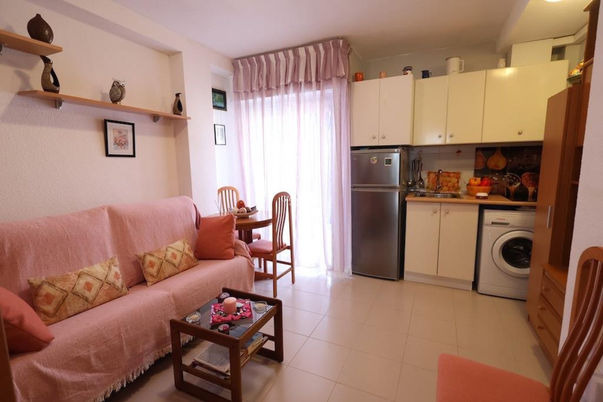 Wederverkoop - APPARTEMENT -
TORREVIEJA - La Mata pueblo