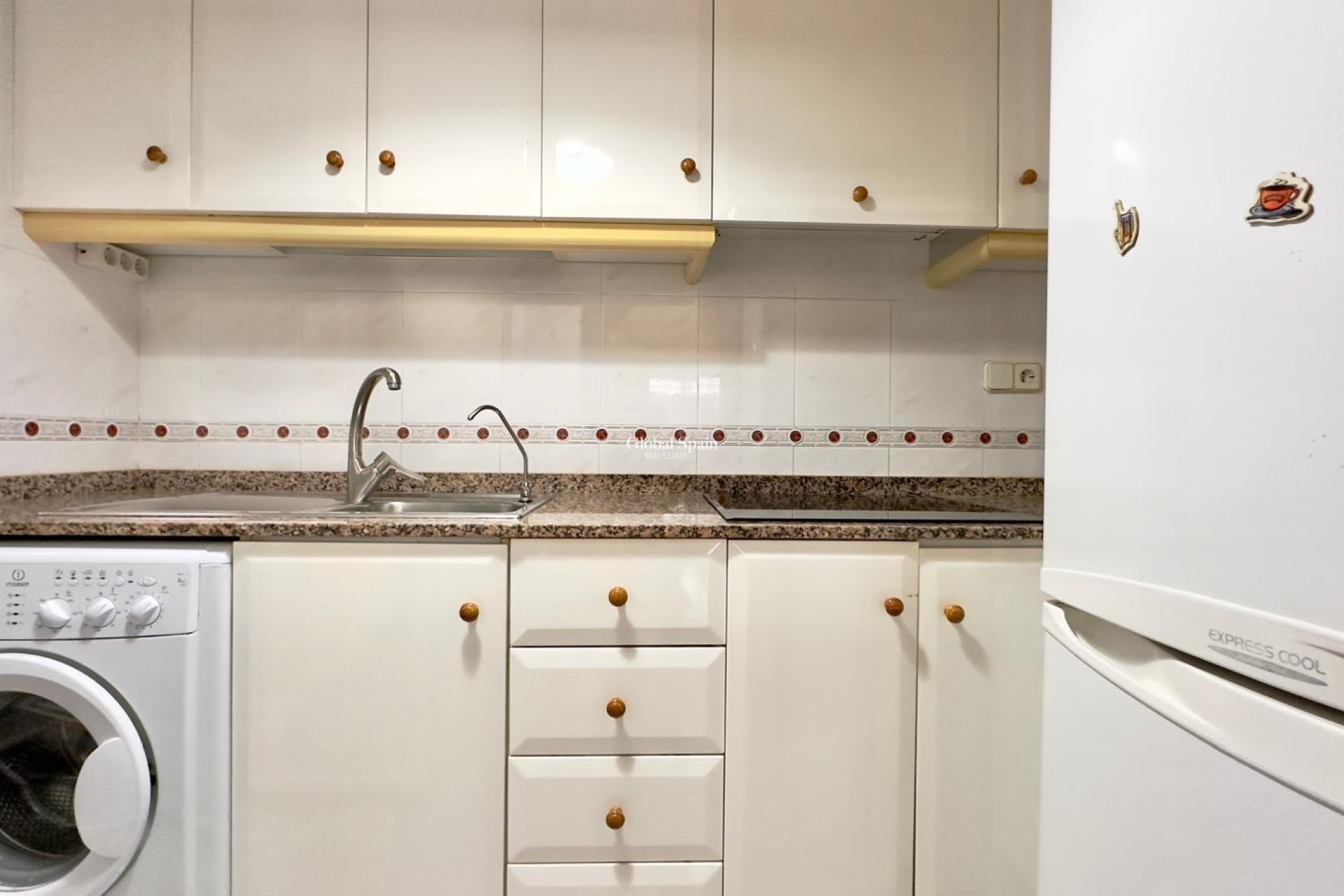 Wederverkoop - APPARTEMENT -
TORREVIEJA - La Mata pueblo