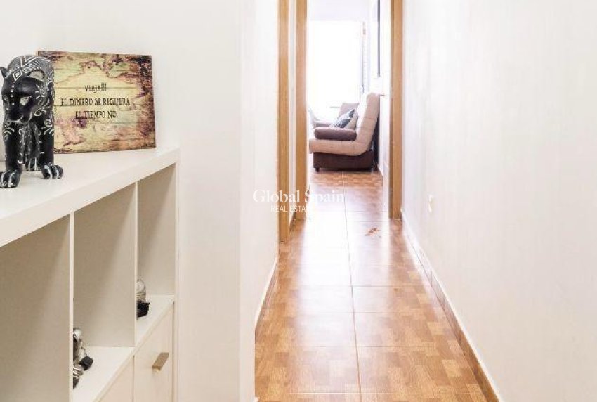 Wederverkoop - APPARTEMENT -
TORREVIEJA - La Mata pueblo