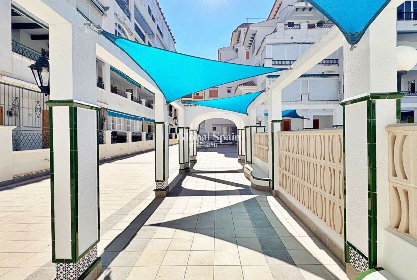 Wederverkoop - Appartement -
TORREVIEJA - La Mata