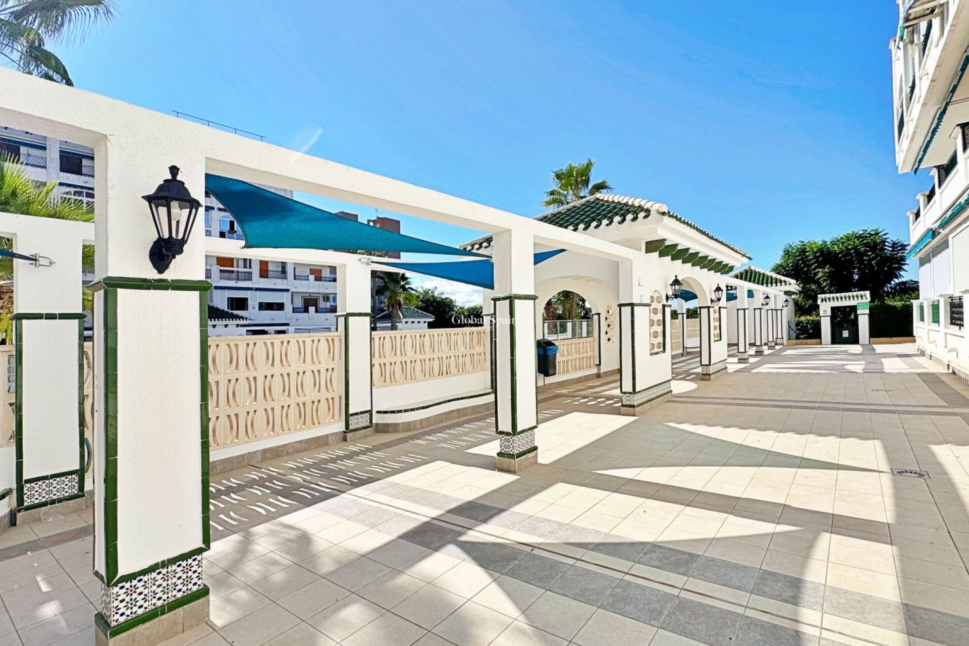 Wederverkoop - Appartement -
TORREVIEJA - La Mata