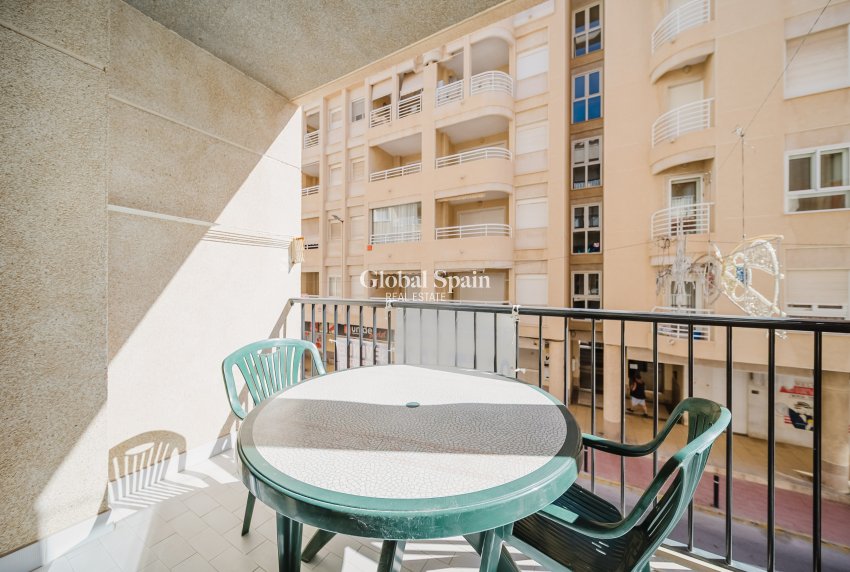 Wederverkoop - Appartement -
TORREVIEJA - La Mata