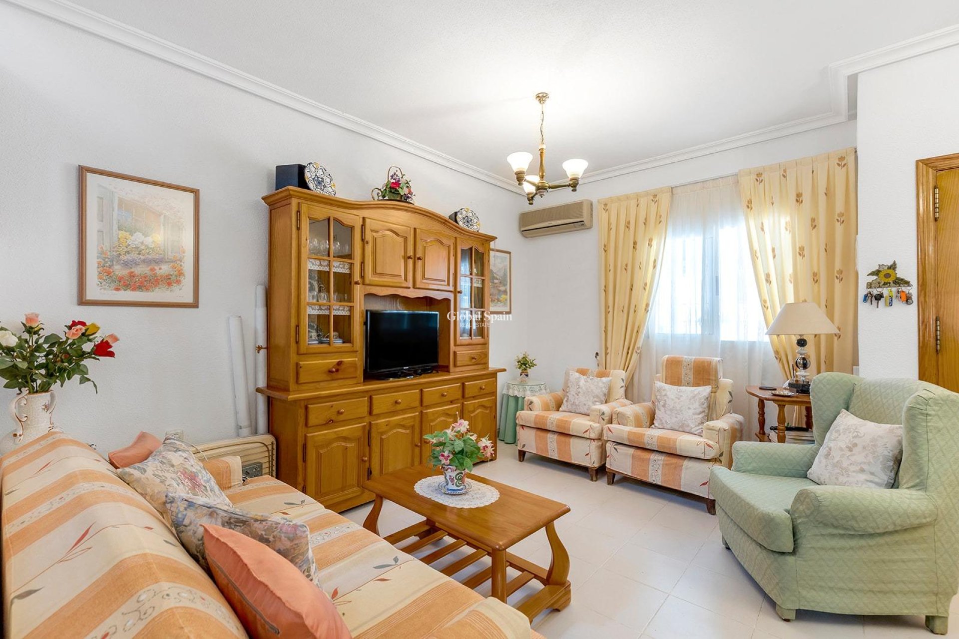 Wederverkoop - APPARTEMENT -
TORREVIEJA - La Mata