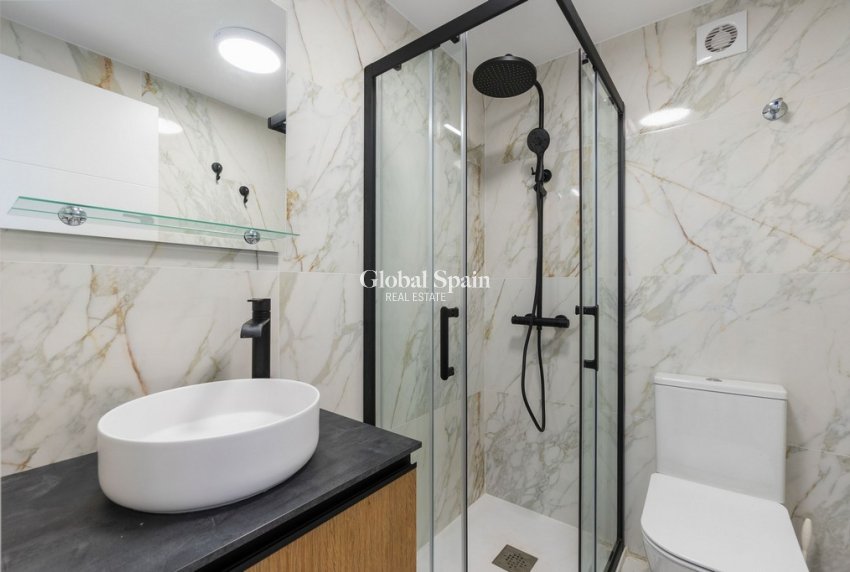 Wederverkoop - Appartement -
TORREVIEJA - La Mata