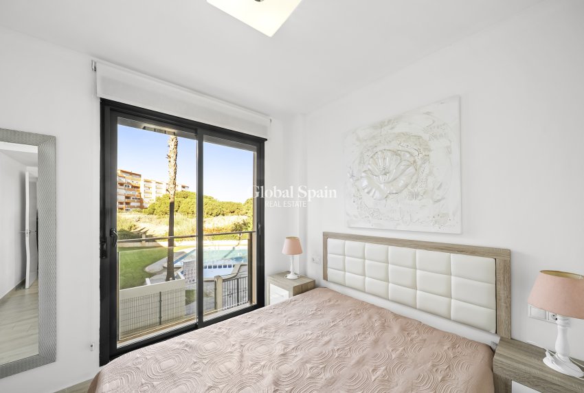 Wederverkoop - Appartement -
TORREVIEJA - La Mata