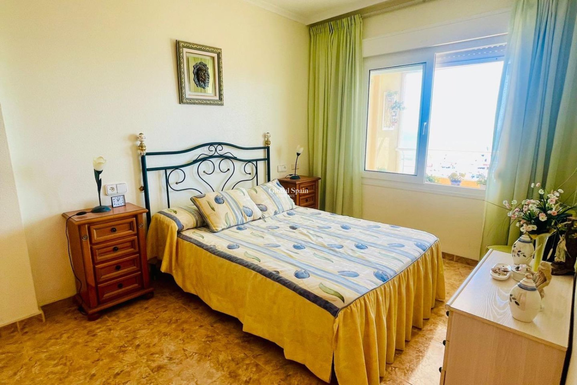 Wederverkoop - APPARTEMENT -
TORREVIEJA - La Mata