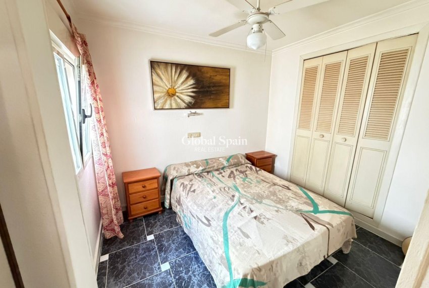 Wederverkoop - APPARTEMENT -
TORREVIEJA - La Mata